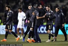 NBA｜压哨绝杀 詹姆斯挽救湖人