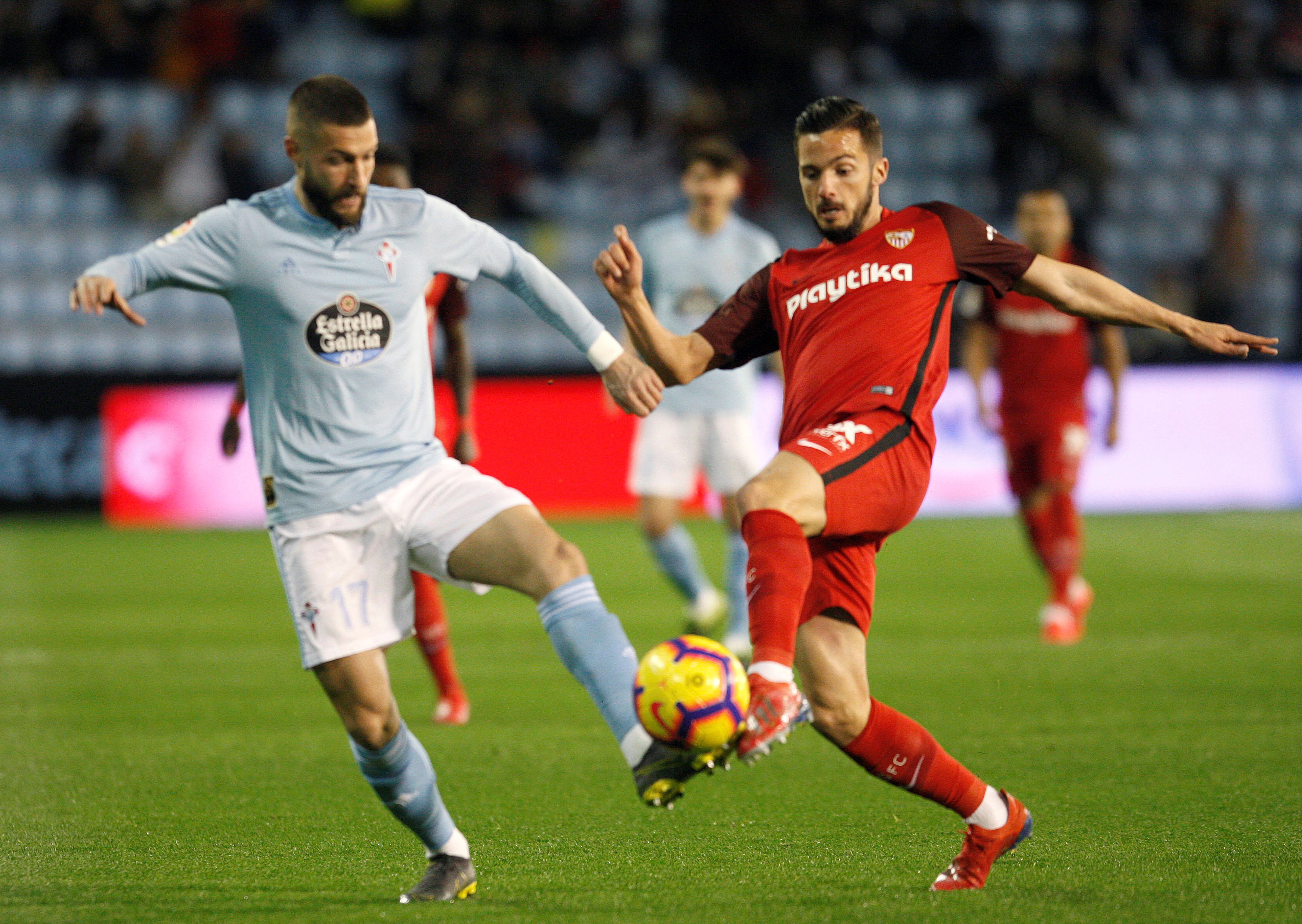 许多俱乐部 许多俱乐部