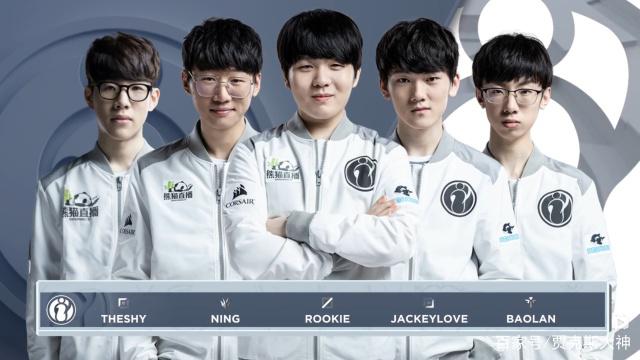 乒乓球队的 乒乓球队的